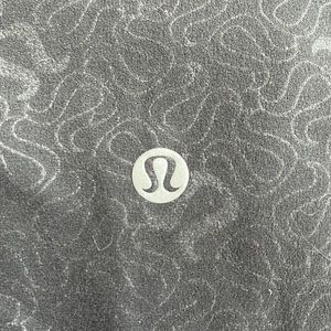 Lululemon Size 2 “25 Align Leggings in Yogo Emboss